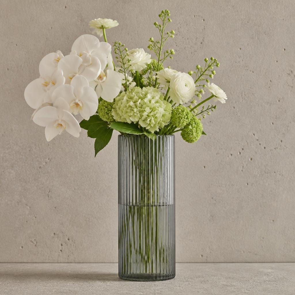 Ribbed Smoke Glass Vase ZWK